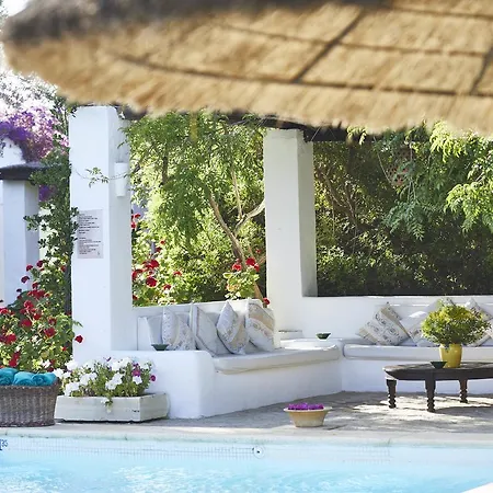 Hacienda De San Rafael 3*
