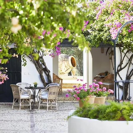 Hacienda De San Rafael Hotel