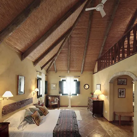 Hotel Hacienda De San Rafael 3*